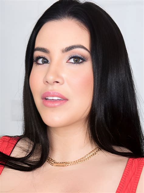 Korina Kova .